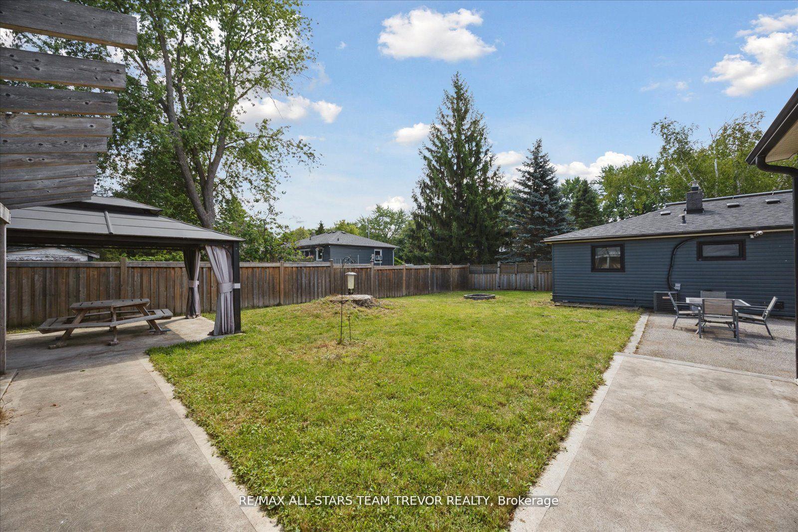 Photo 24 of 370 Adeline Drive, Georgina, Keswick South — HOMEH