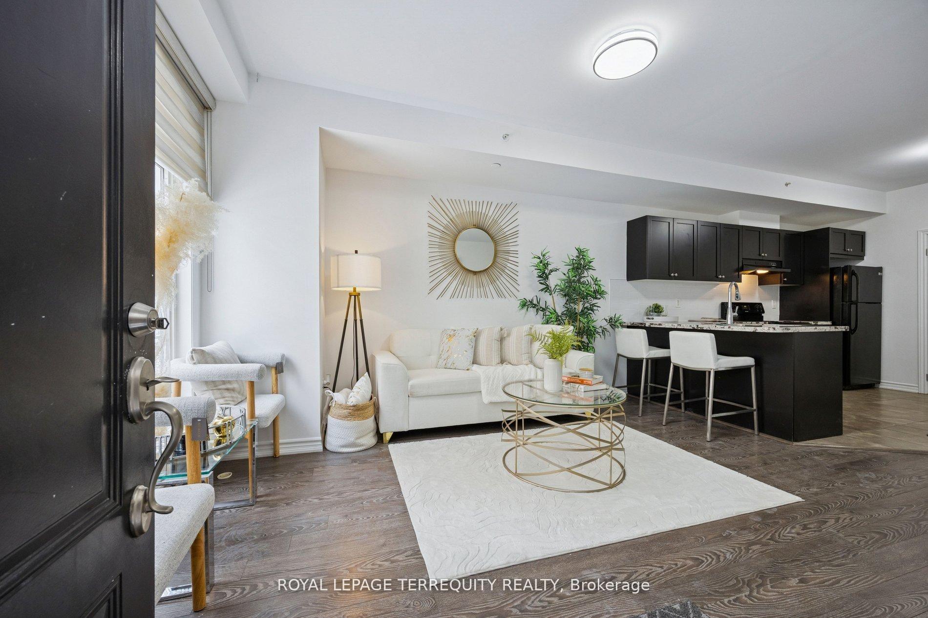 Photo 4 of Unit 27, 39 Drewry Avenue, North York, Newtonbrook West — HOMEH