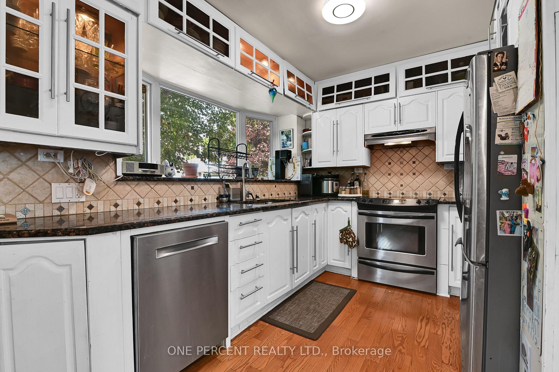 Photo 10 of 484 Mutual Street, Ottawa, Castle Heights — HOMEH