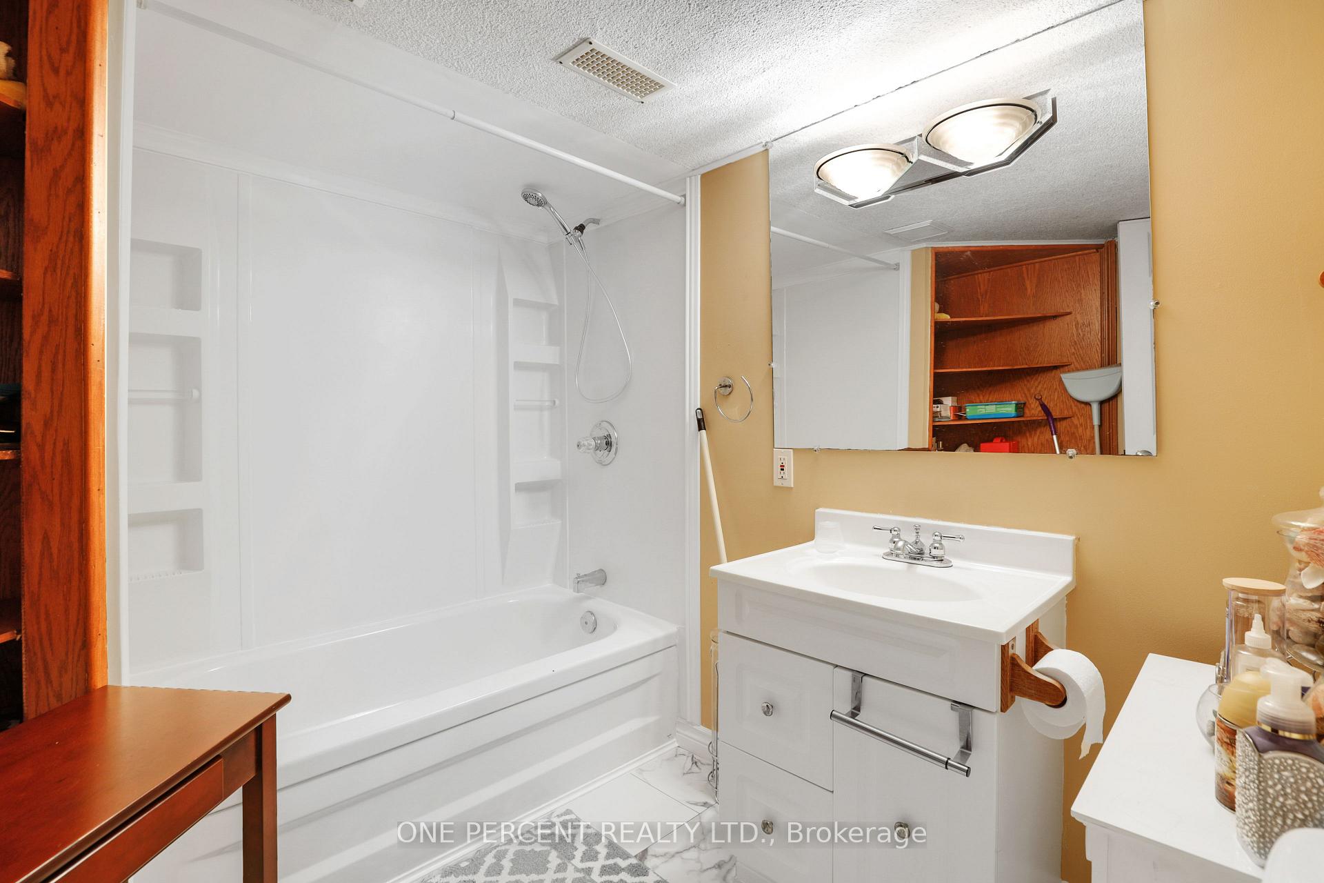 Photo 31 of 59 Woodford Way, Ottawa, Barrhaven - Longfields — HOMEH