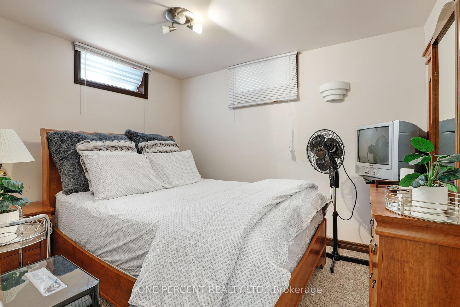 Photo 34 of 59 Woodford Way, Ottawa, Barrhaven - Longfields — HOMEH