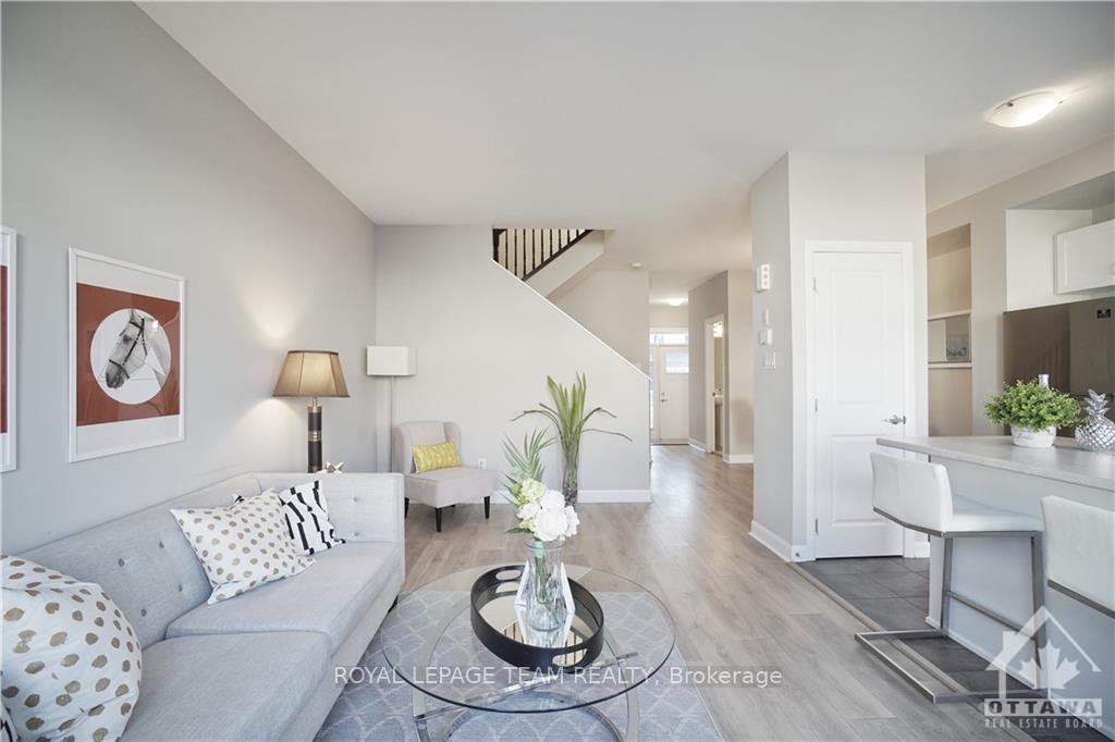 Photo 7 of 217 Geyser Place, Ottawa, Barrhaven - Hearts Desire — HOMEH