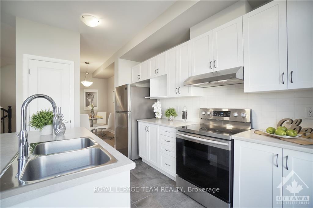 Photo 12 of 217 Geyser Place, Ottawa, Barrhaven - Hearts Desire — HOMEH