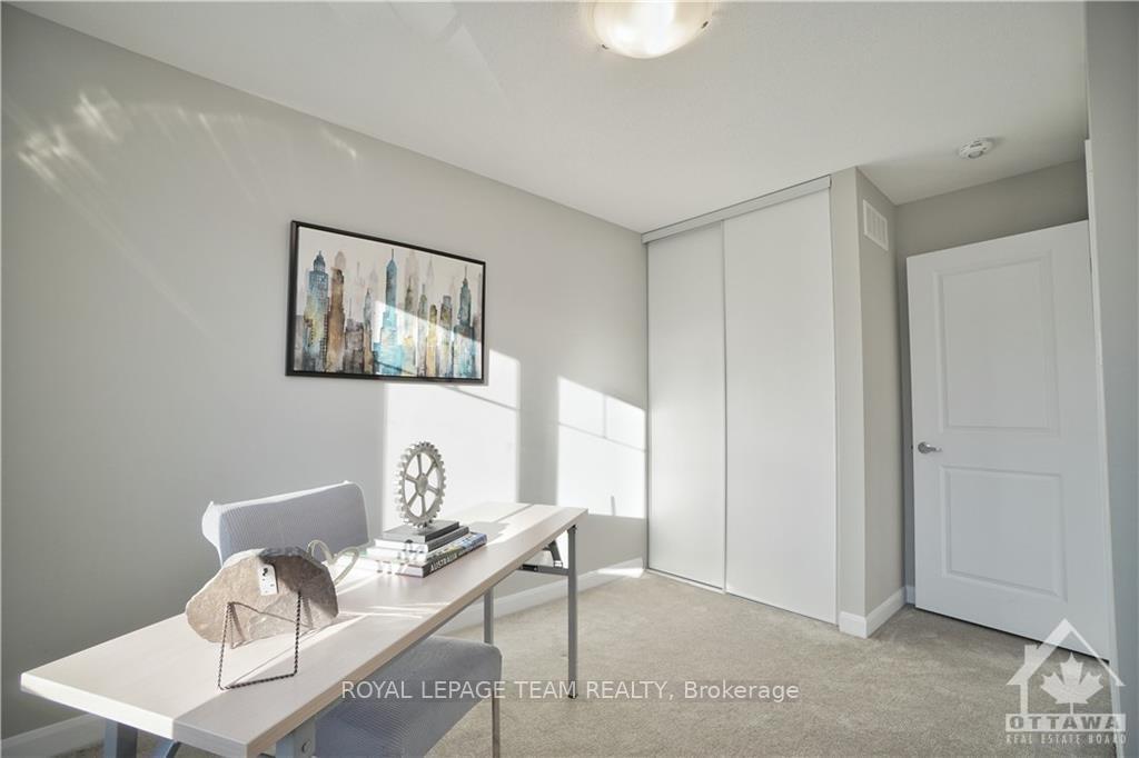 Photo 17 of 217 Geyser Place, Ottawa, Barrhaven - Hearts Desire — HOMEH