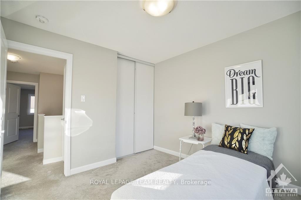 Photo 19 of 217 Geyser Place, Ottawa, Barrhaven - Hearts Desire — HOMEH