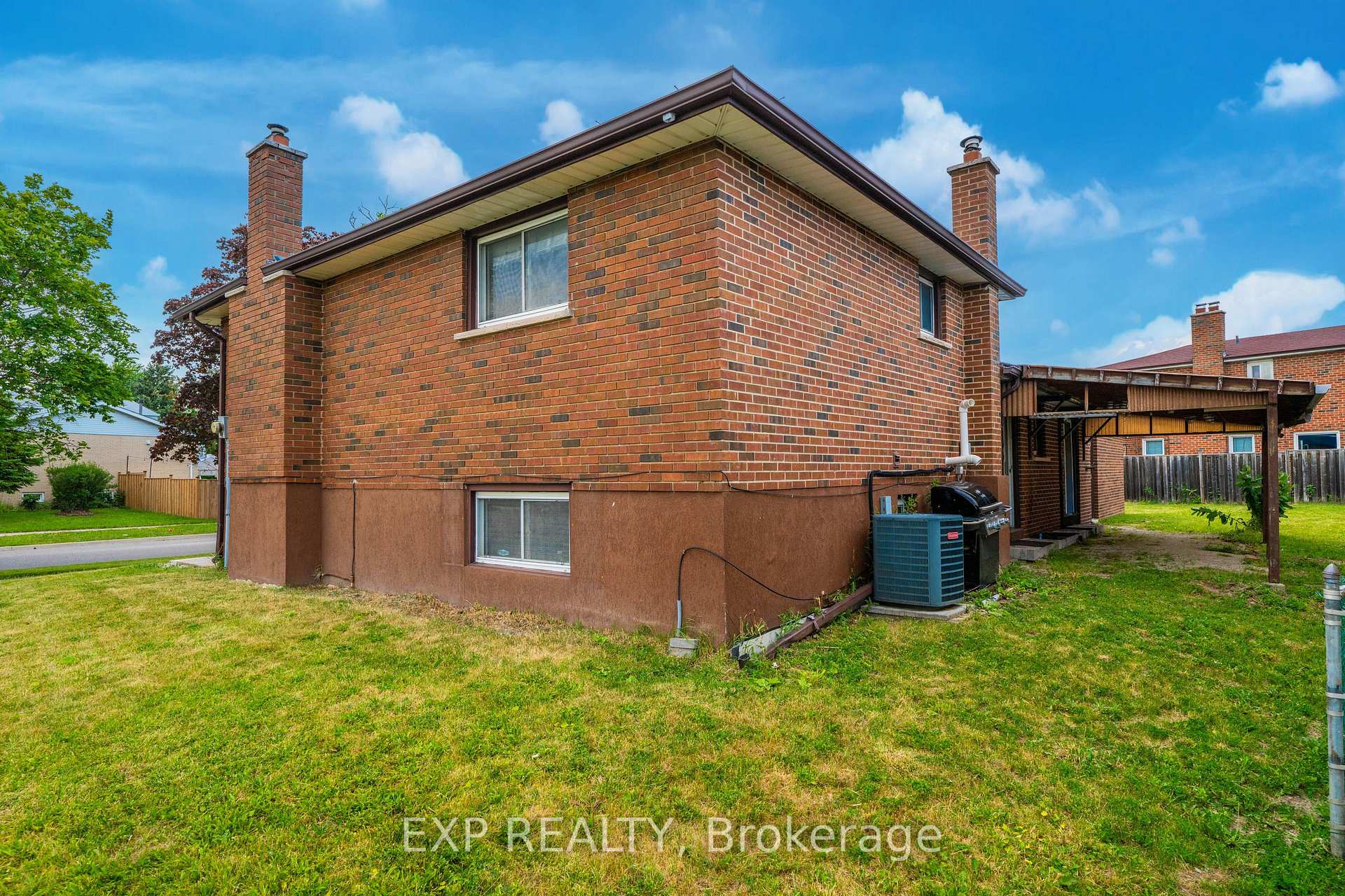 Photo 27 of 7201 Sigsbee Drive, Mississauga, Malton — HOMEH