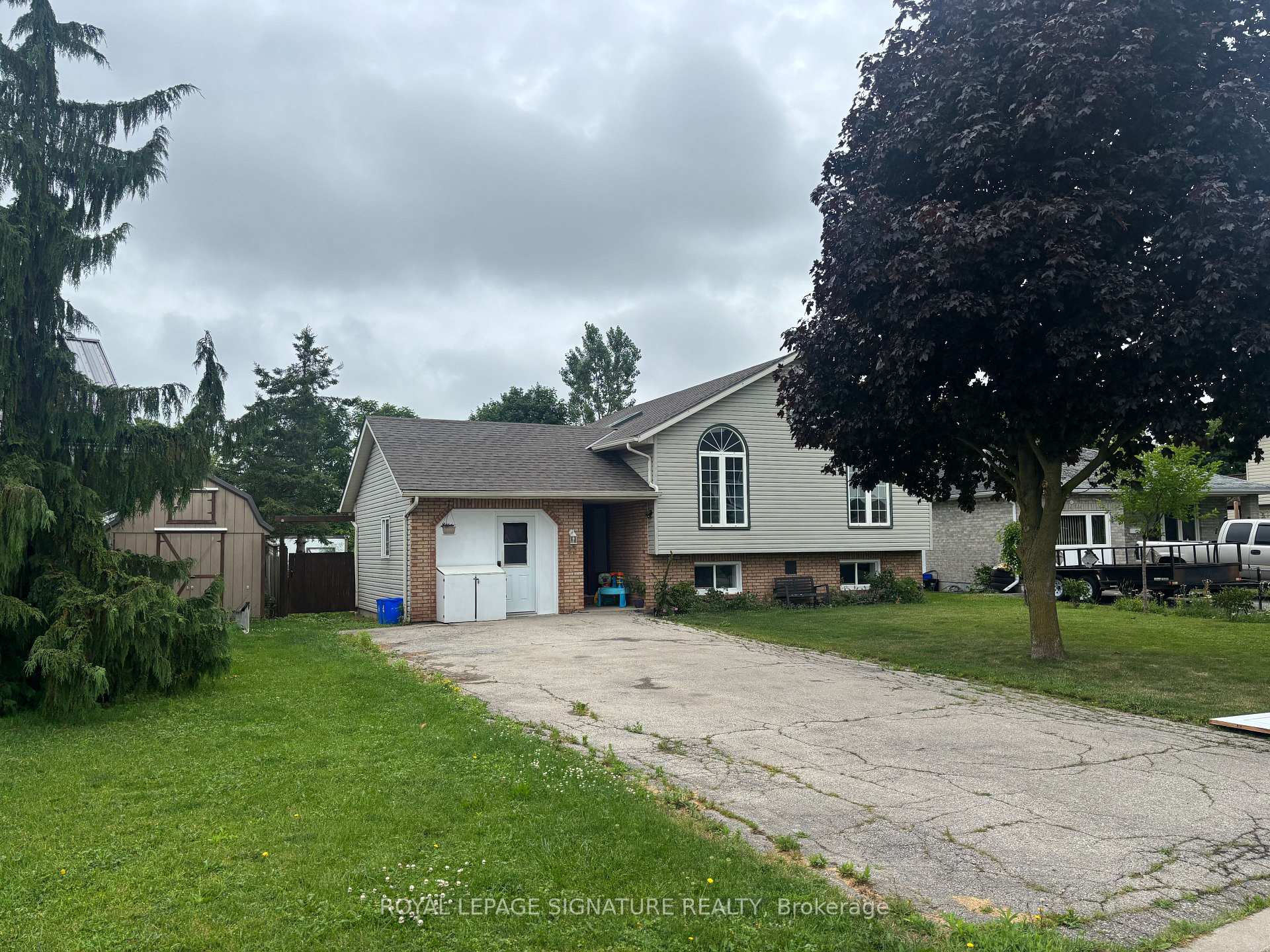 Photo 1 of 23 Marley Crescent, Haldimand — HOMEH
