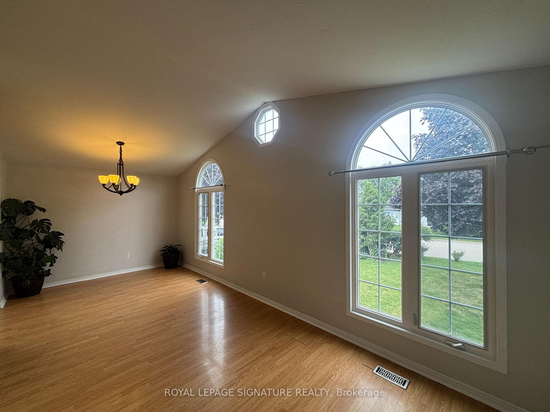Photo 6 of 23 Marley Crescent, Haldimand — HOMEH