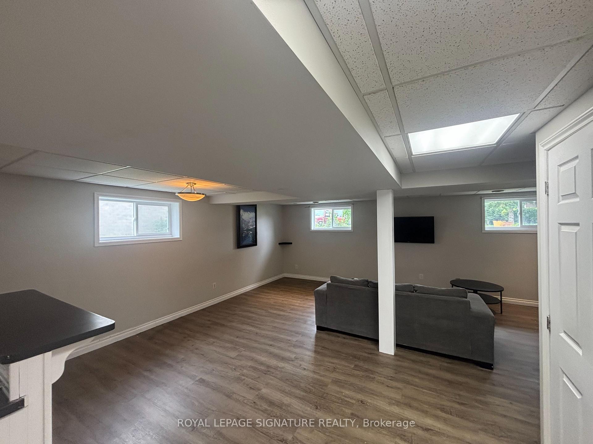 Photo 23 of 23 Marley Crescent, Haldimand — HOMEH