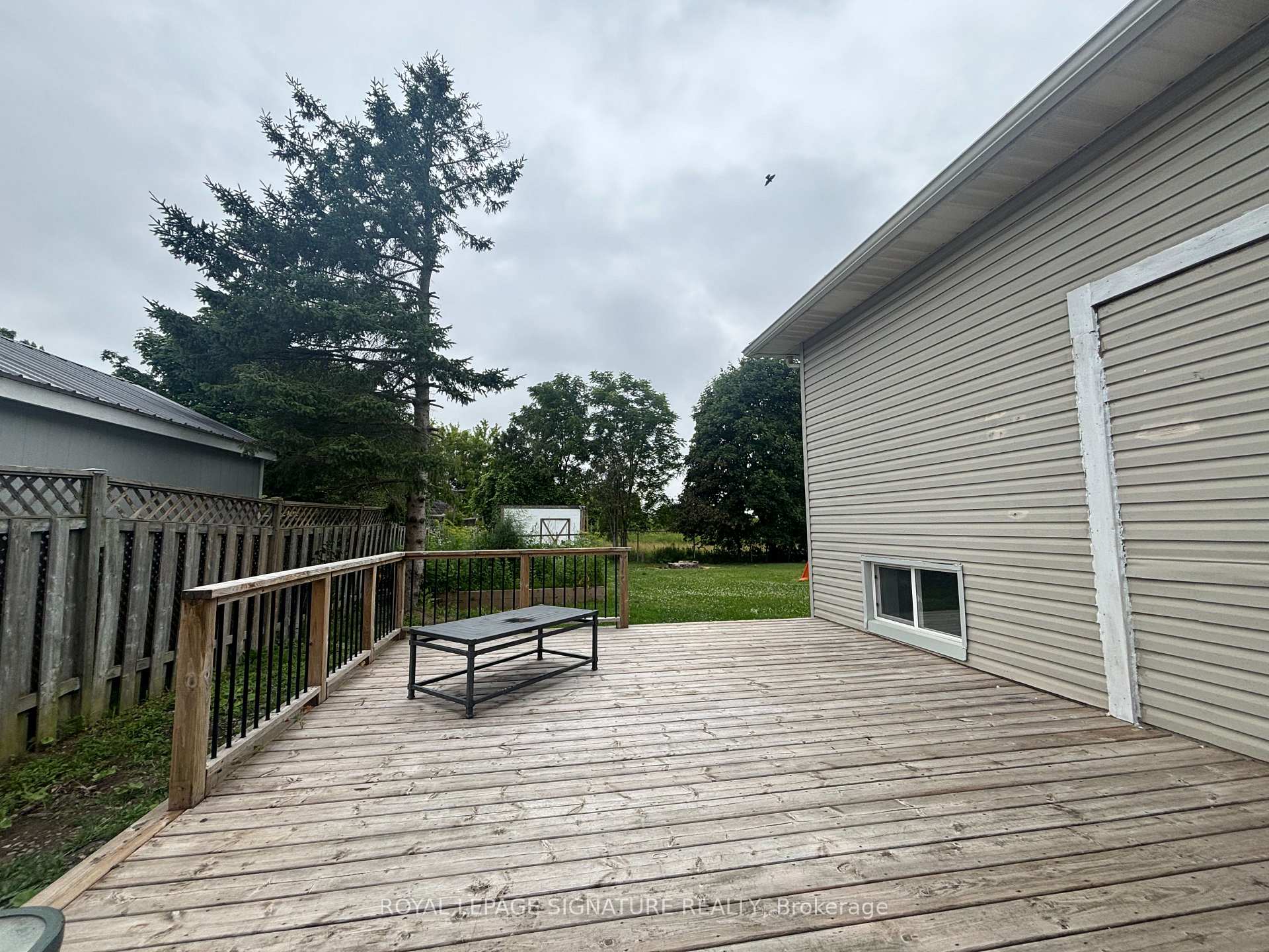 Photo 32 of 23 Marley Crescent, Haldimand — HOMEH