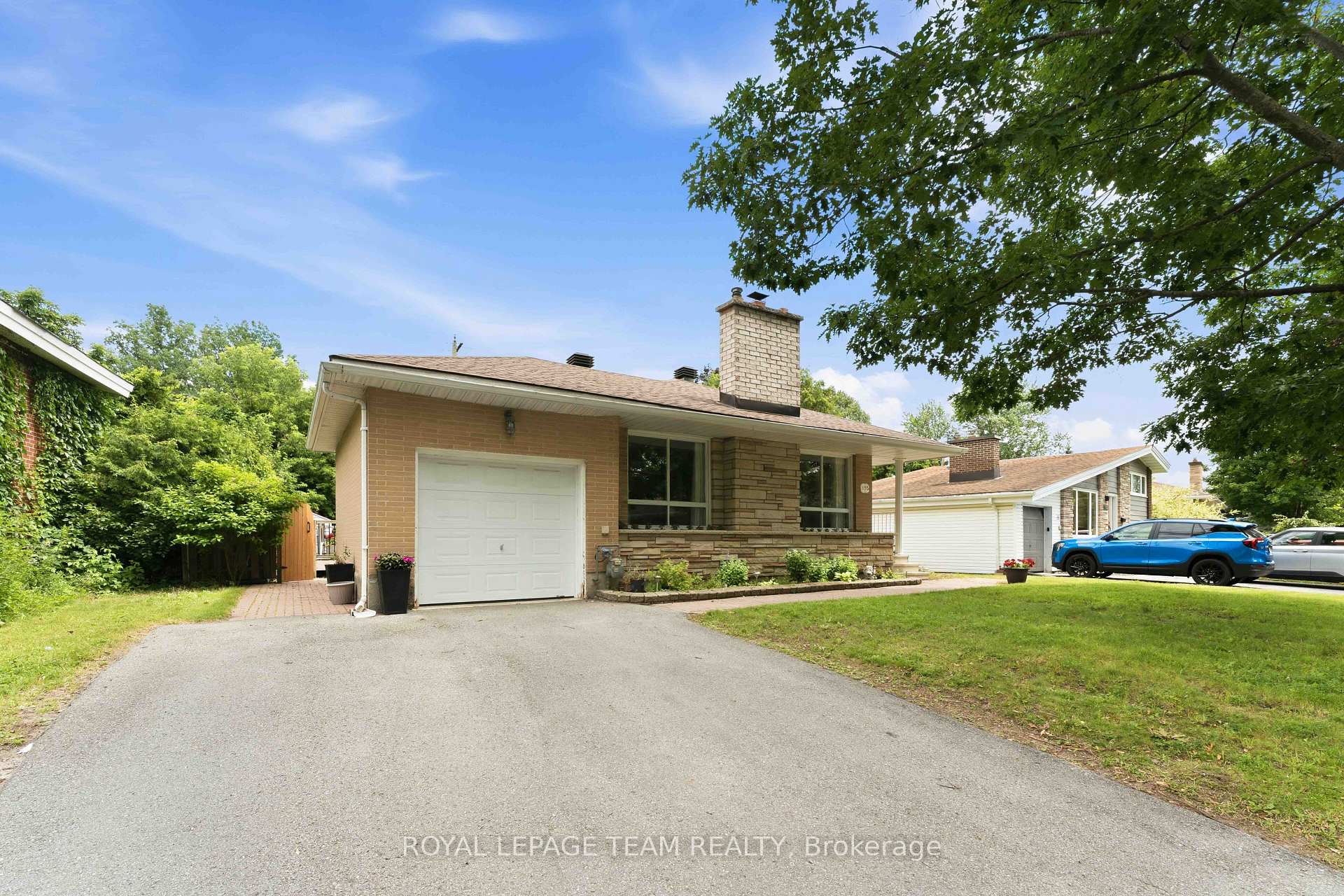 Photo 2 of 1155 Agincourt Road, Ottawa, Copeland Park — HOMEH