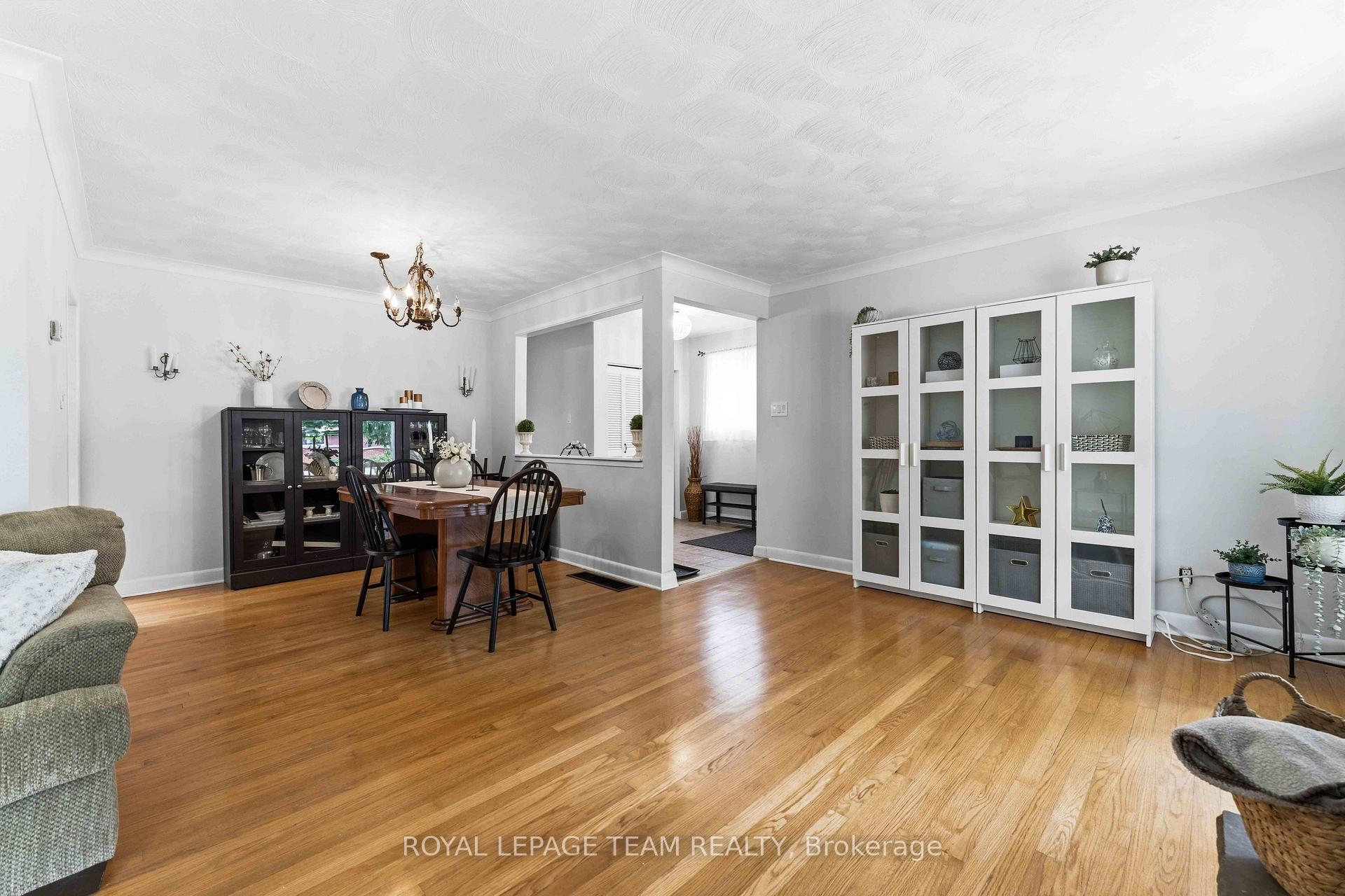 Photo 11 of 1155 Agincourt Road, Ottawa, Copeland Park — HOMEH