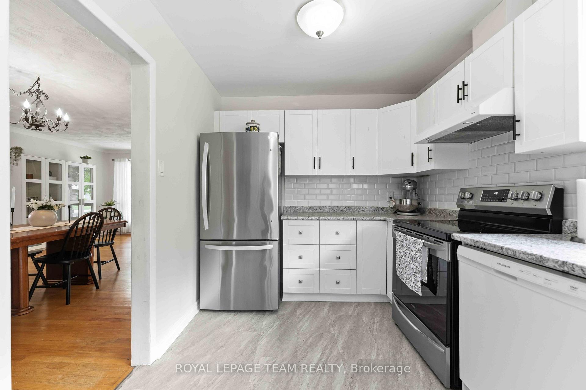 Photo 18 of 1155 Agincourt Road, Ottawa, Copeland Park — HOMEH