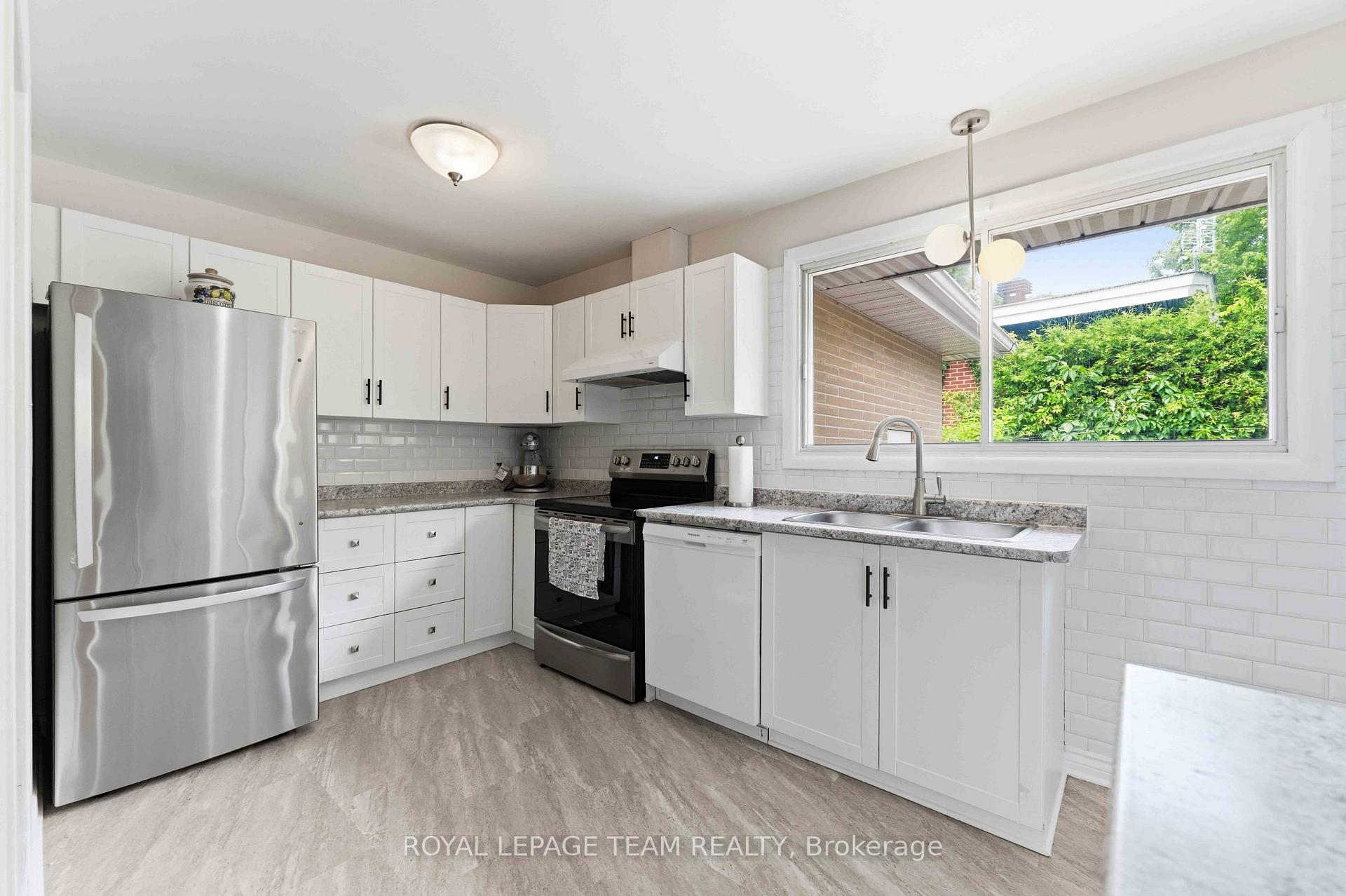 Photo 19 of 1155 Agincourt Road, Ottawa, Copeland Park — HOMEH