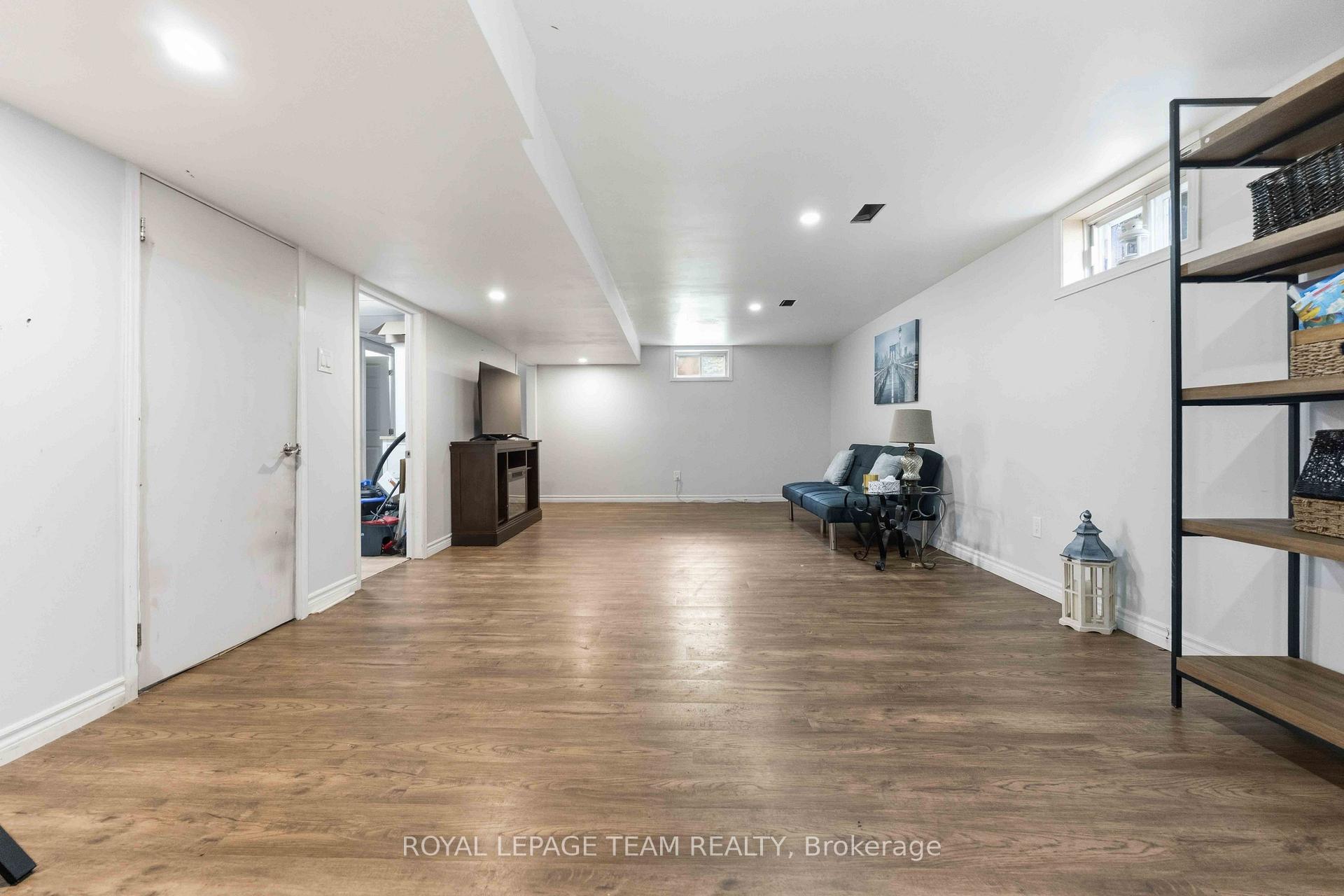 Photo 24 of 1155 Agincourt Road, Ottawa, Copeland Park — HOMEH