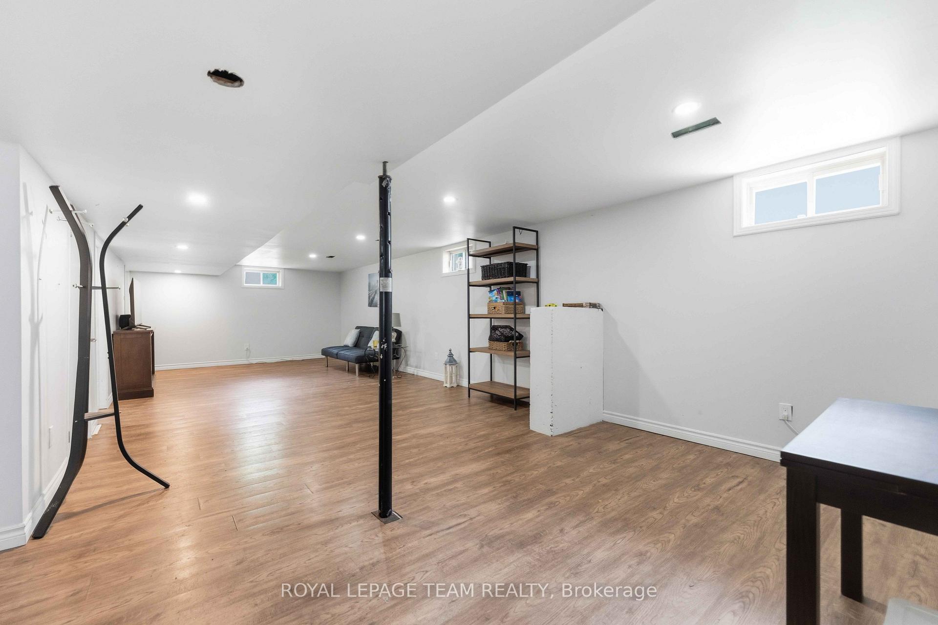 Photo 25 of 1155 Agincourt Road, Ottawa, Copeland Park — HOMEH