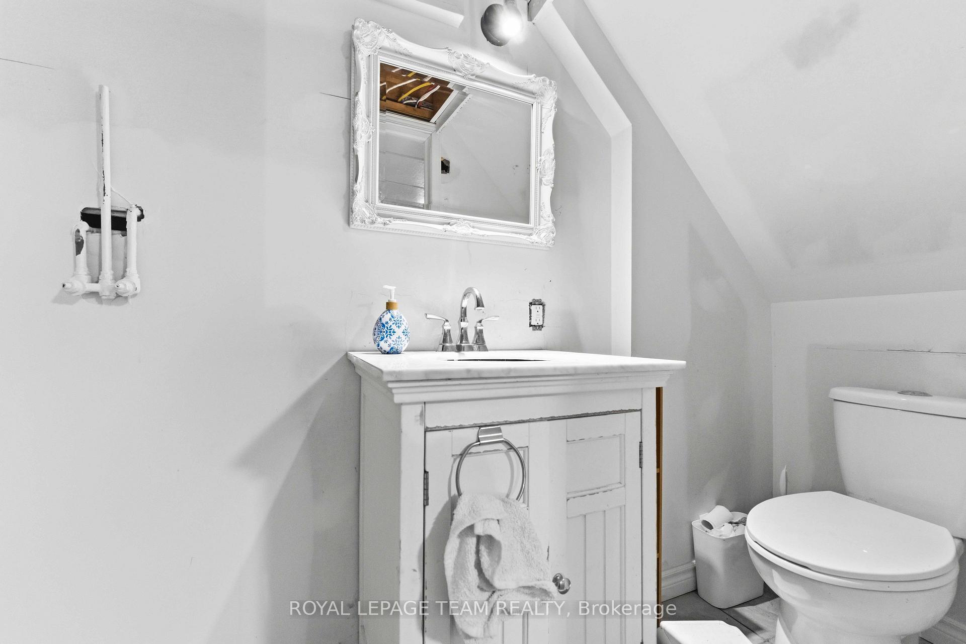 Photo 27 of 1155 Agincourt Road, Ottawa, Copeland Park — HOMEH