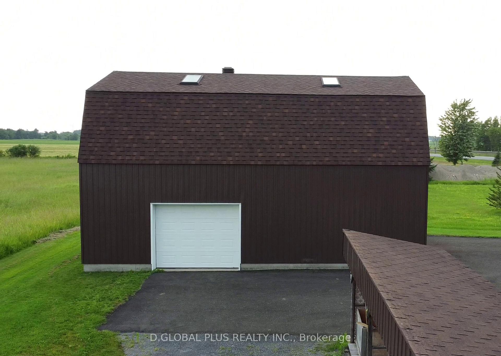 Photo 5 of 15620 County Road 43, North Stormont, North Stormont (Finch) Twp — HOMEH