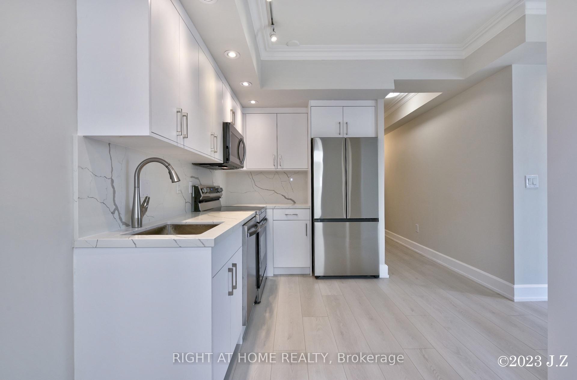 Photo 6 of Unit PH15, 650 Sheppard Avenue E, North York, Bayview Village — HOMEH