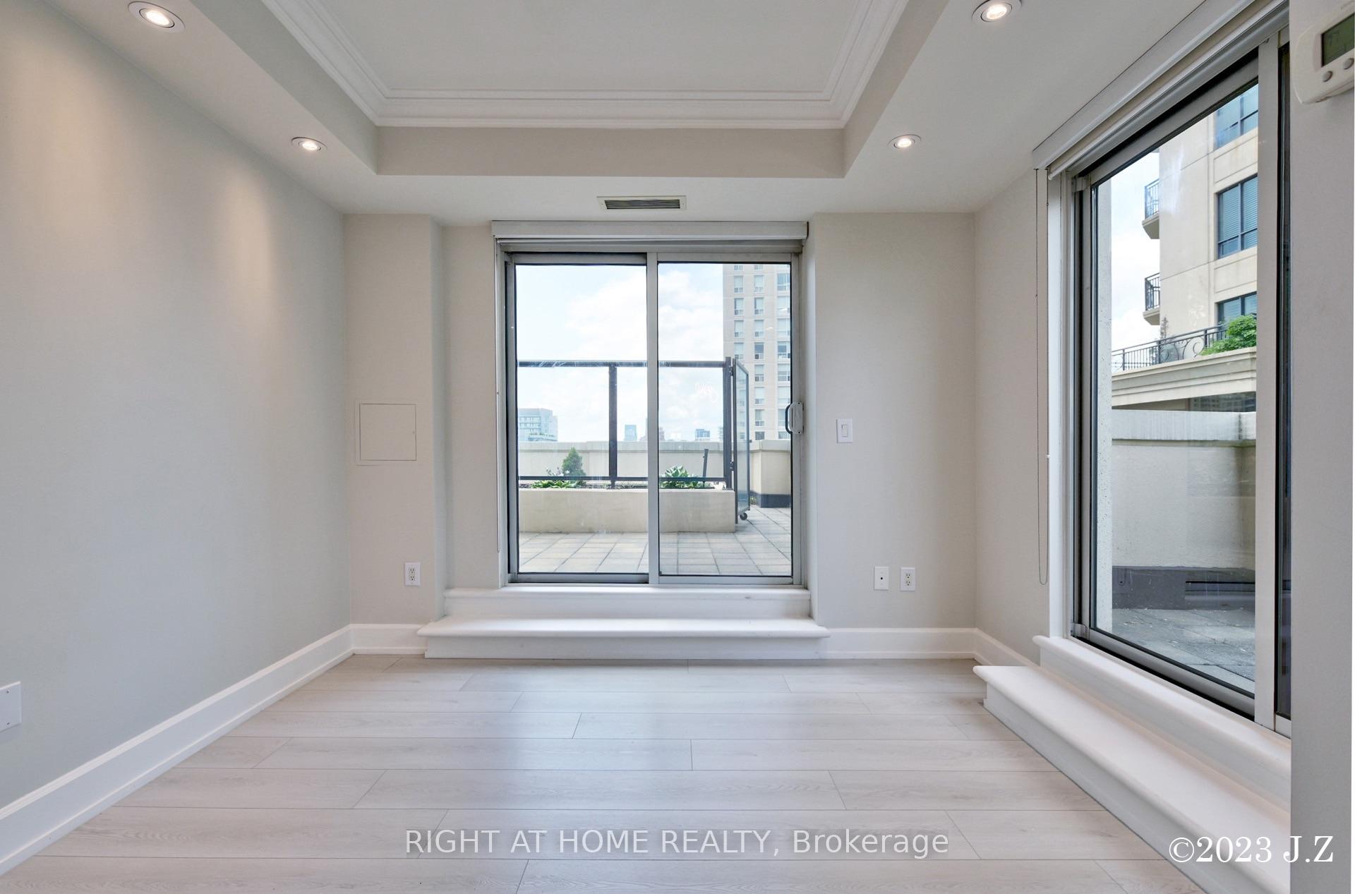 Photo 9 of Unit PH15, 650 Sheppard Avenue E, North York, Bayview Village — HOMEH