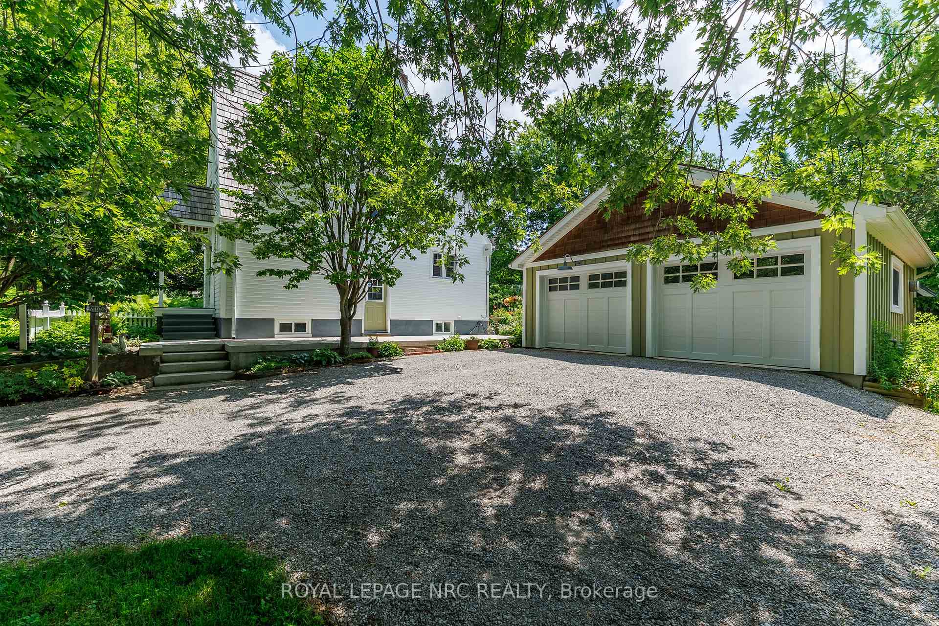Photo 2 of 508 Welland Road, Pelham, Fenwick — HOMEH