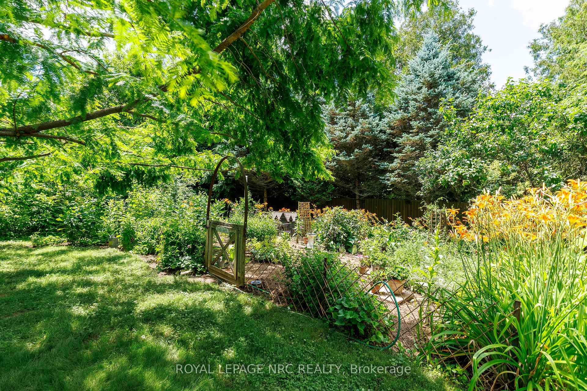 Photo 15 of 508 Welland Road, Pelham, Fenwick — HOMEH