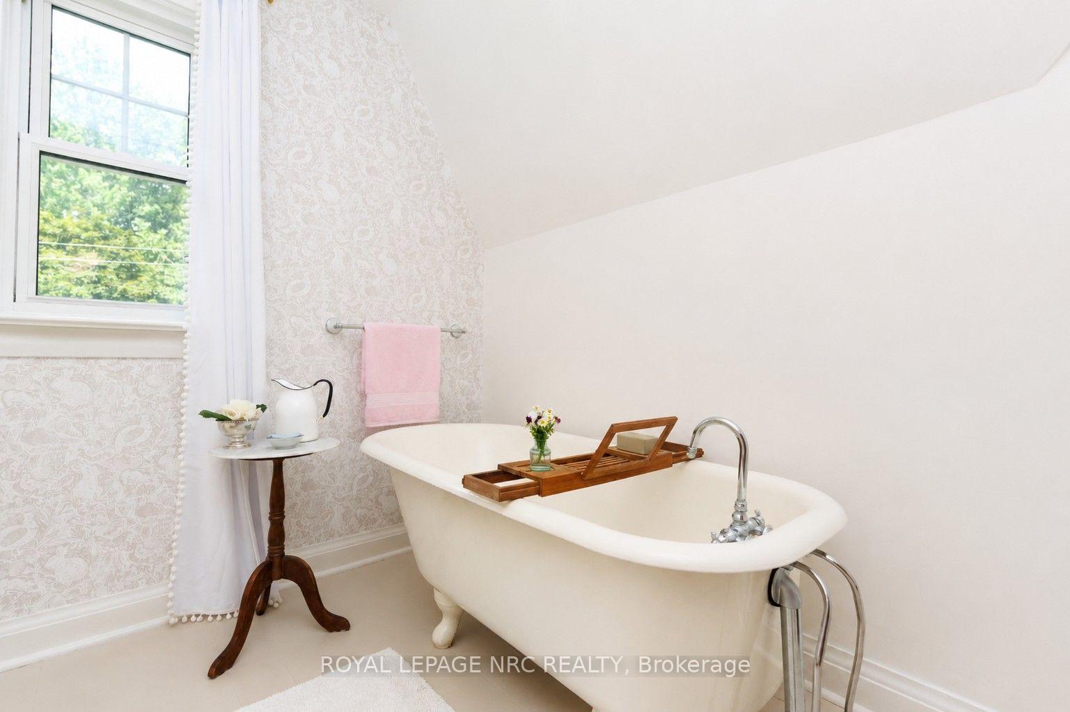 Photo 36 of 508 Welland Road, Pelham, Fenwick — HOMEH
