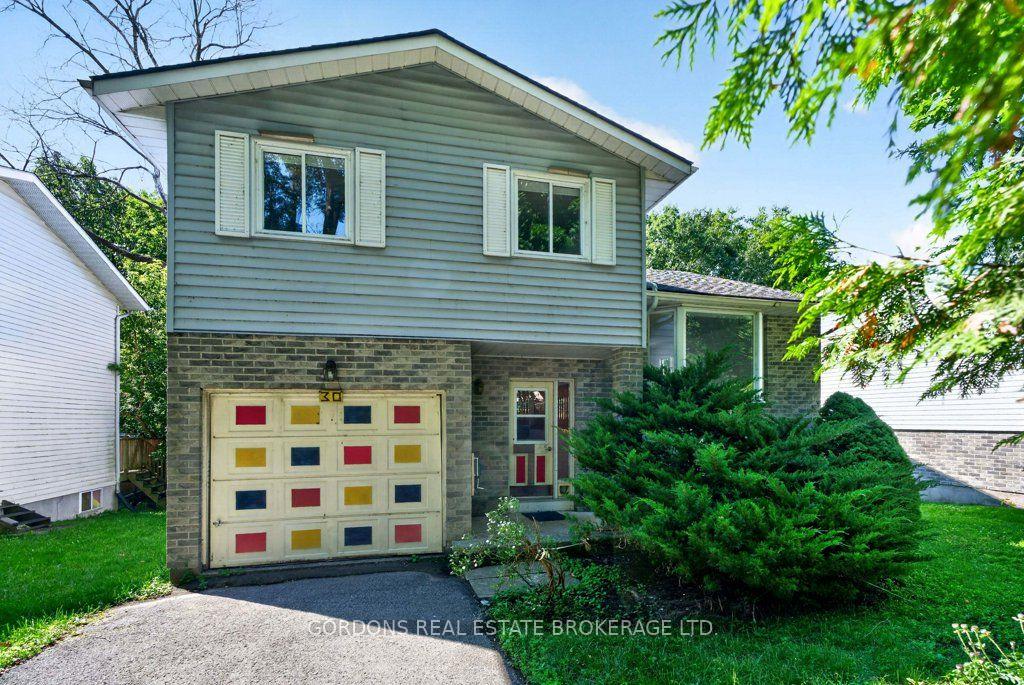Photo 2 of 30 Limeridge Drive, Kingston, Kingston East (Incl Barret Crt) — HOMEH