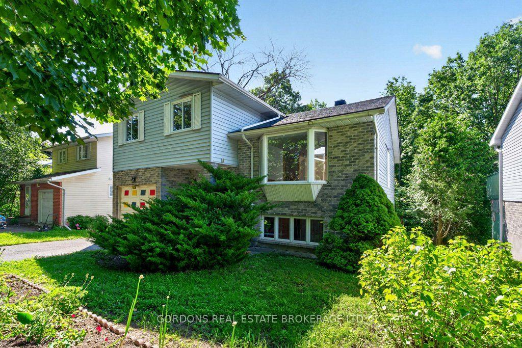 Photo 3 of 30 Limeridge Drive, Kingston, Kingston East (Incl Barret Crt) — HOMEH
