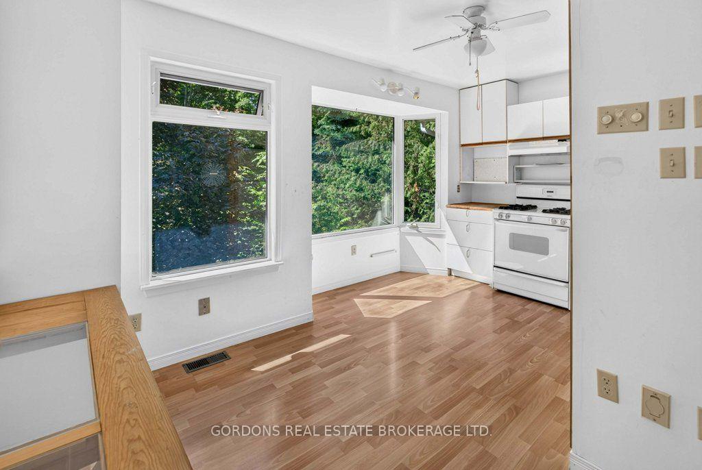 Photo 15 of 30 Limeridge Drive, Kingston, Kingston East (Incl Barret Crt) — HOMEH