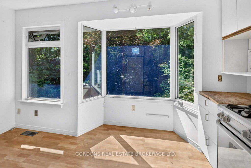 Photo 18 of 30 Limeridge Drive, Kingston, Kingston East (Incl Barret Crt) — HOMEH