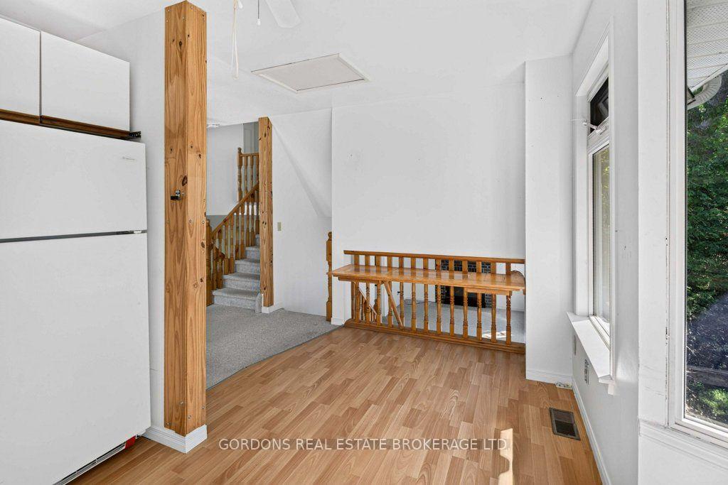 Photo 19 of 30 Limeridge Drive, Kingston, Kingston East (Incl Barret Crt) — HOMEH