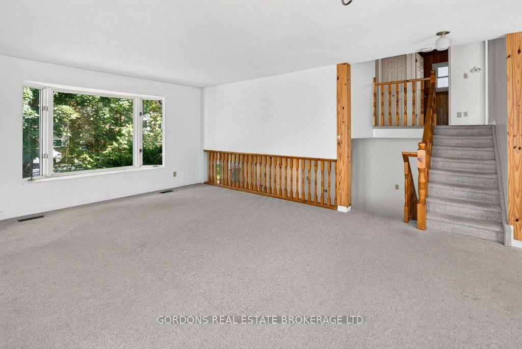 Photo 23 of 30 Limeridge Drive, Kingston, Kingston East (Incl Barret Crt) — HOMEH