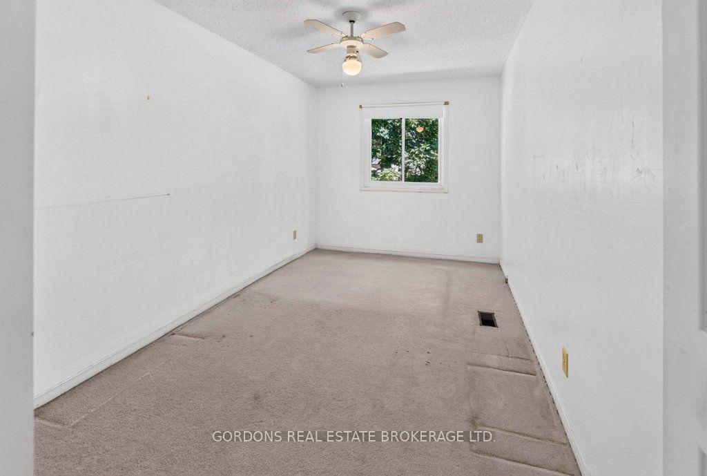 Photo 34 of 30 Limeridge Drive, Kingston, Kingston East (Incl Barret Crt) — HOMEH