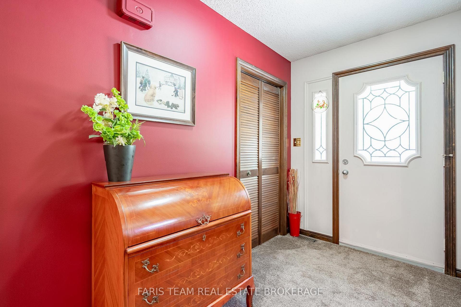 Photo 6 of 5645 Line 8 N, Oro-Medonte, Moonstone — HOMEH
