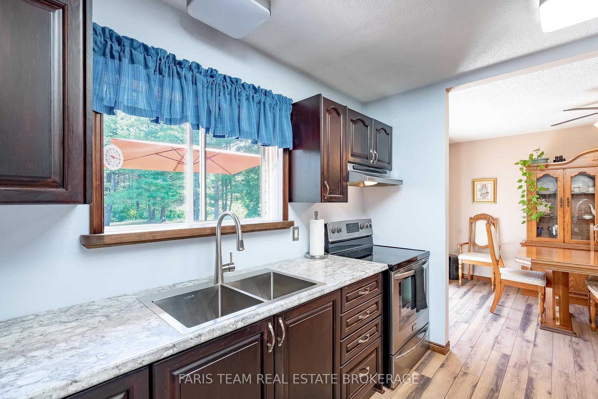 Photo 8 of 5645 Line 8 N, Oro-Medonte, Moonstone — HOMEH