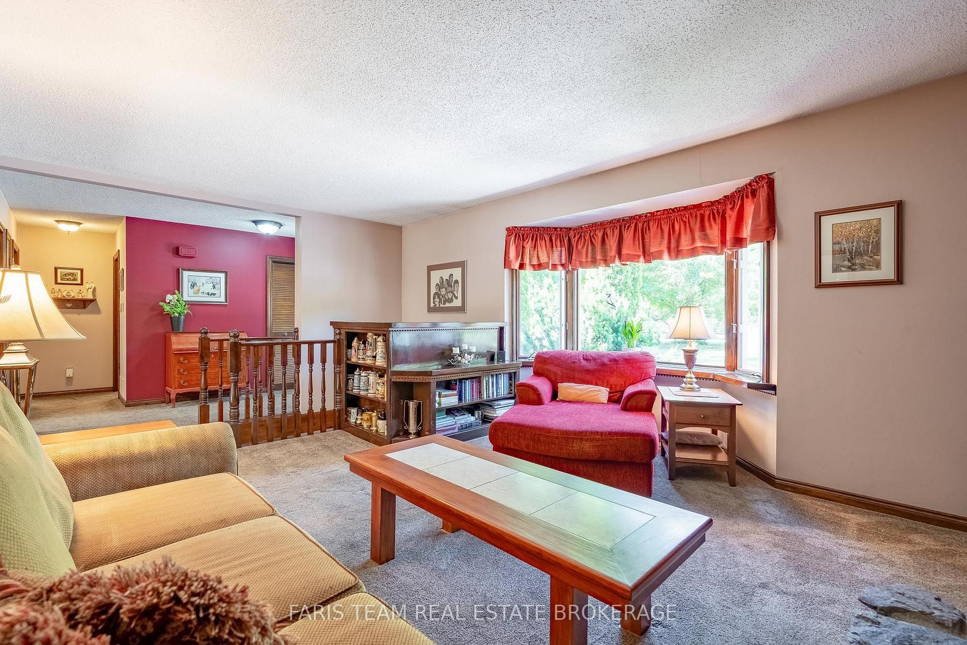 Photo 14 of 5645 Line 8 N, Oro-Medonte, Moonstone — HOMEH