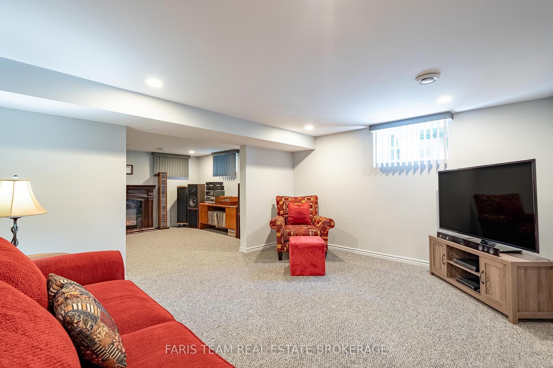 Photo 25 of 5645 Line 8 N, Oro-Medonte, Moonstone — HOMEH