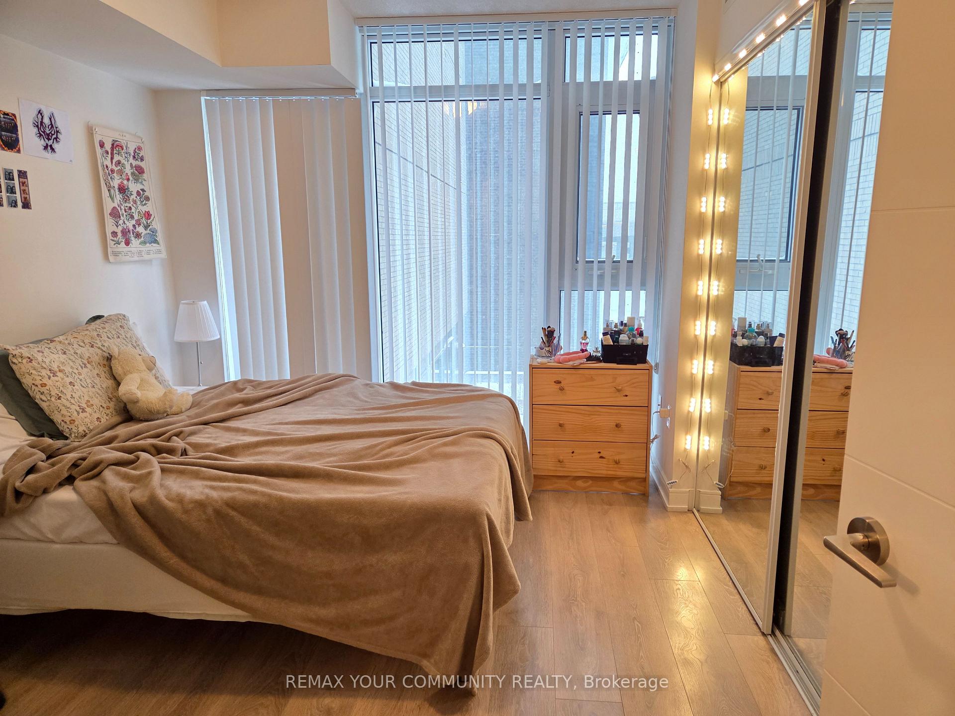 Photo 8 of Unit 02, 50 Wellesley Street E, Toronto, Church-Yonge Corridor — HOMEH