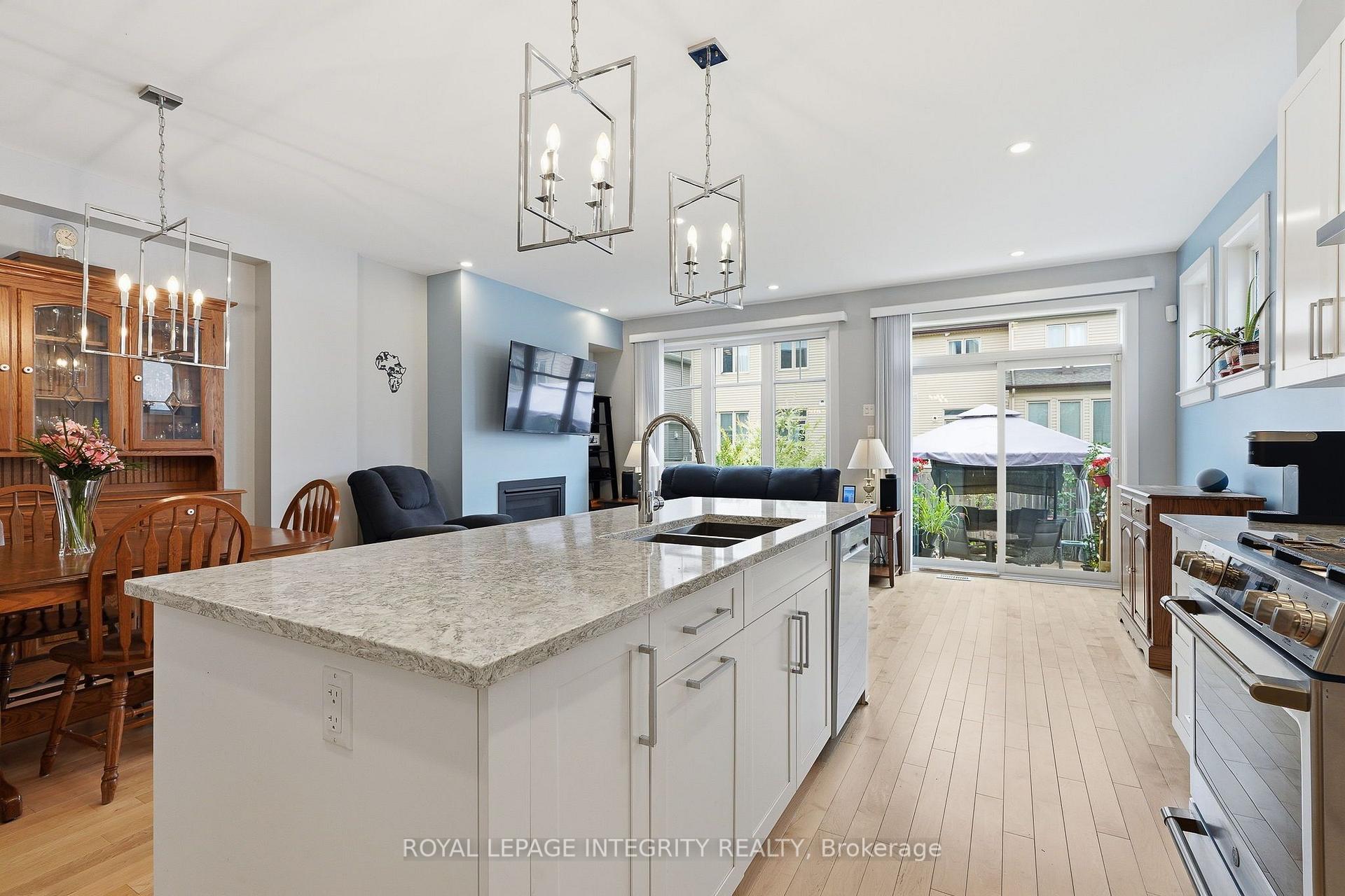 Photo 11 of 120 Kestrel Street, Ottawa, Blossom Park/Kemp Park/Findlay Creek — HOMEH