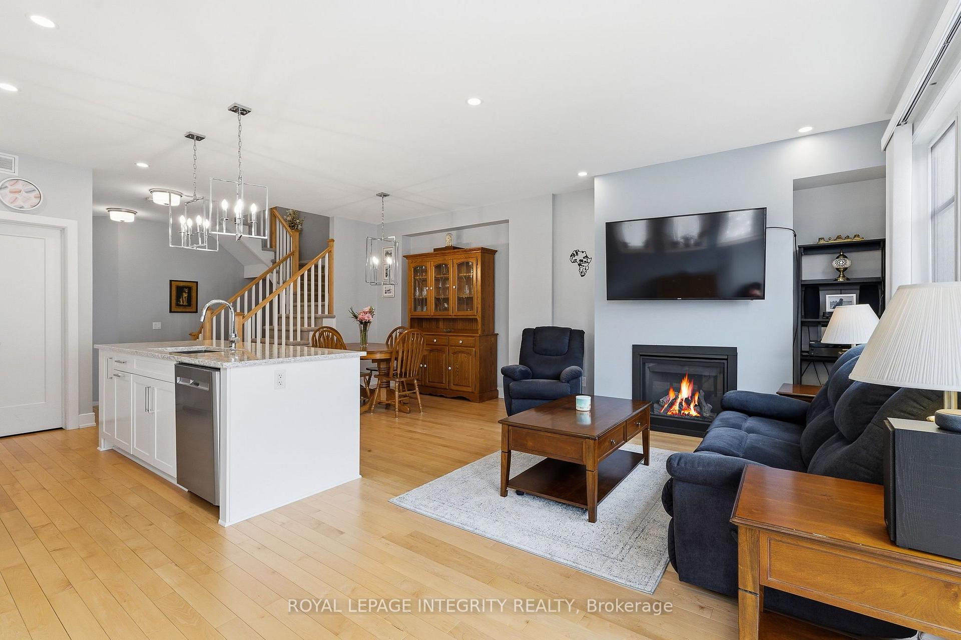 Photo 14 of 120 Kestrel Street, Ottawa, Blossom Park/Kemp Park/Findlay Creek — HOMEH