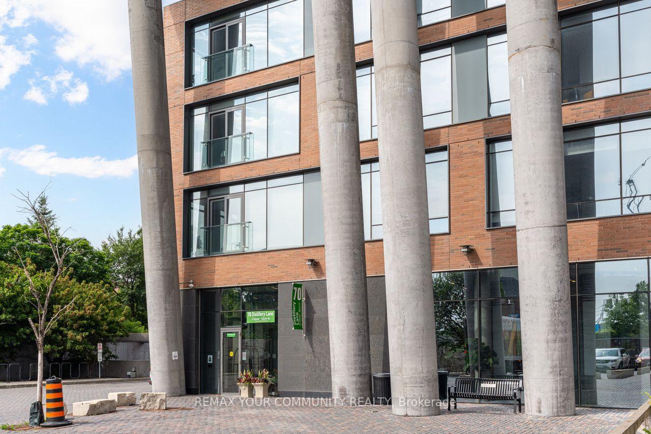 Photo 2 of Unit 3704, 70 Distillery Lane, Toronto, Waterfront Communities — HOMEH