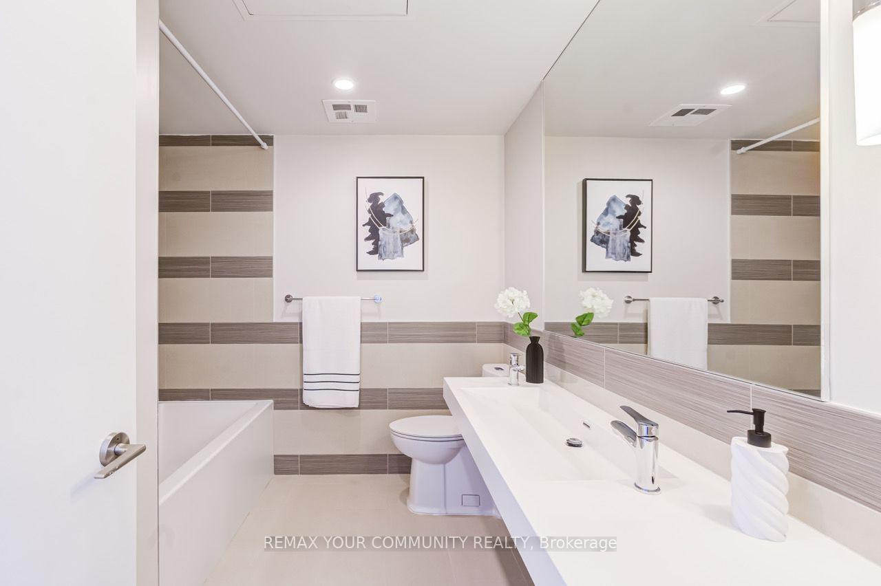 Photo 7 of Unit 3704, 70 Distillery Lane, Toronto, Waterfront Communities — HOMEH