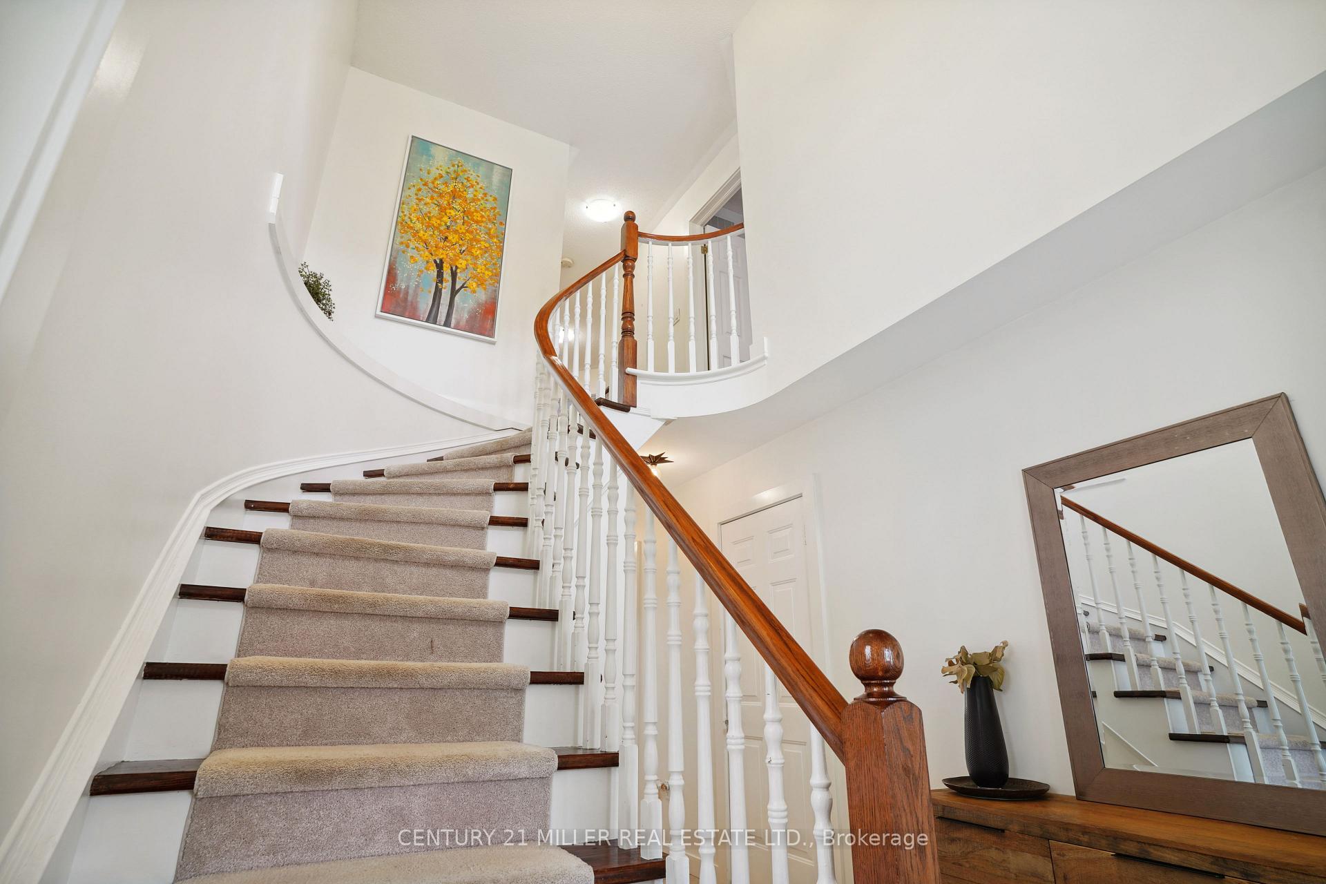 Photo 14 of 1383 Tobyn Drive, Burlington, Tansley — HOMEH