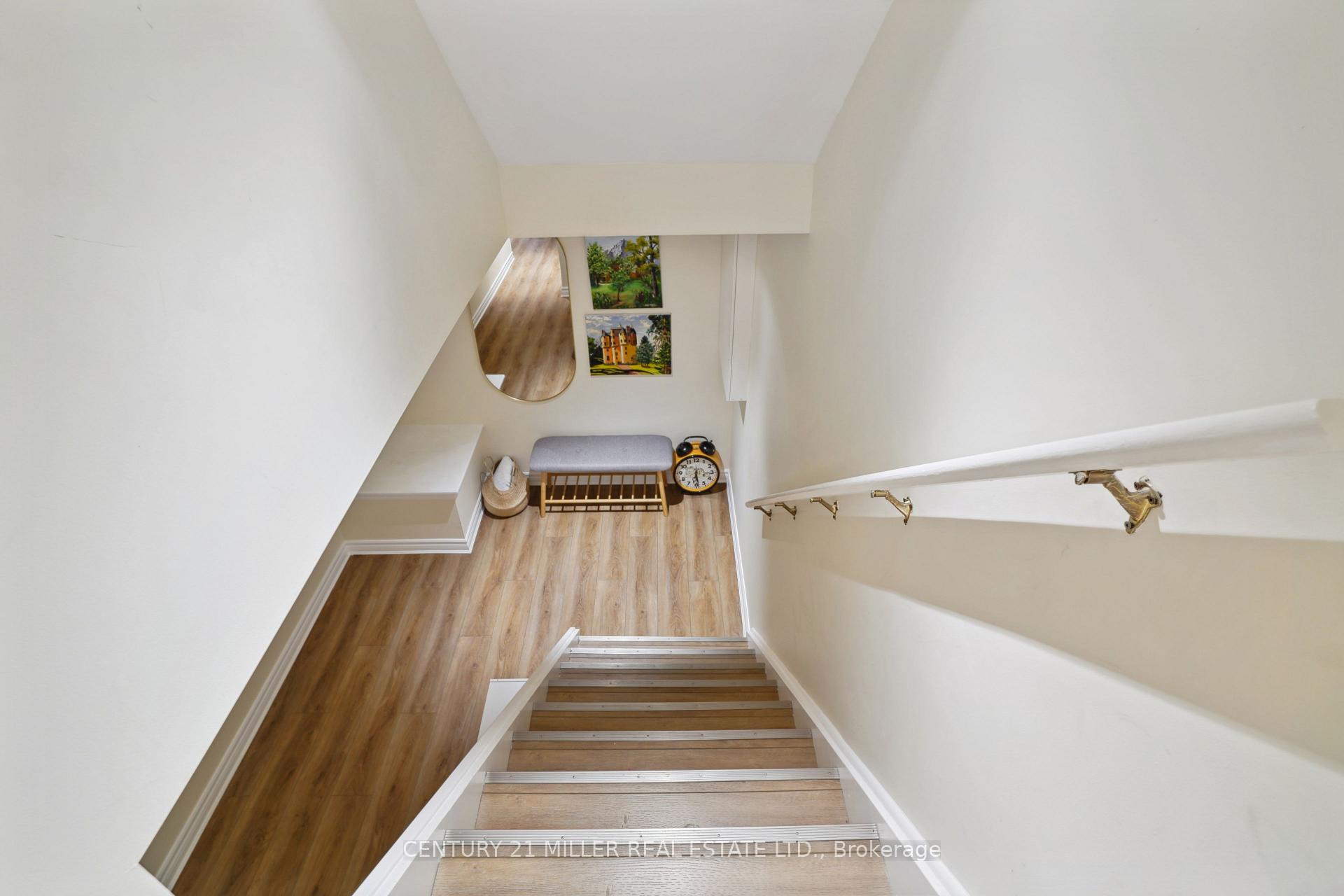 Photo 28 of 1383 Tobyn Drive, Burlington, Tansley — HOMEH