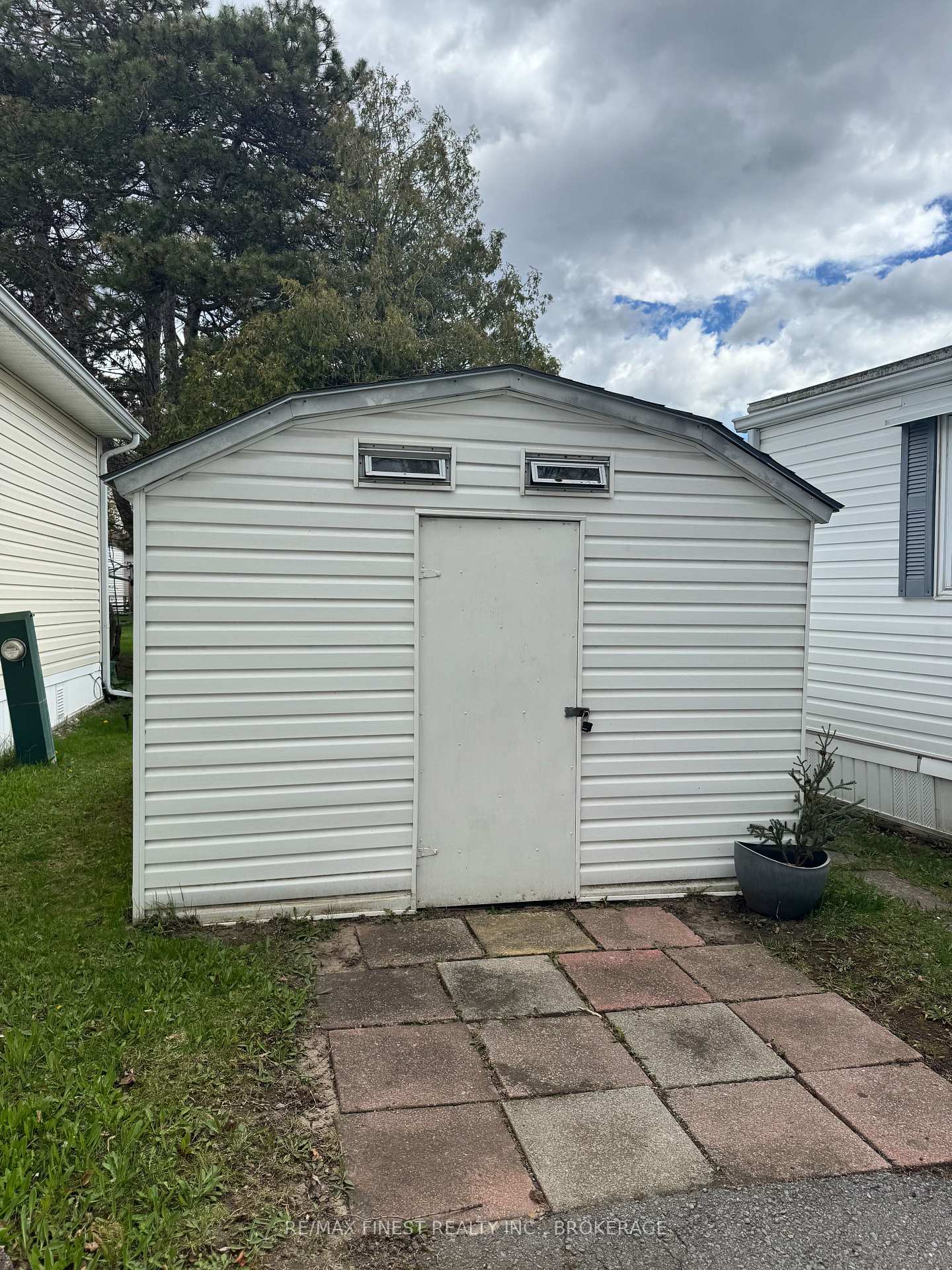 Photo 14 of 13 Wentworth Drive, Kingston, Rideau — HOMEH