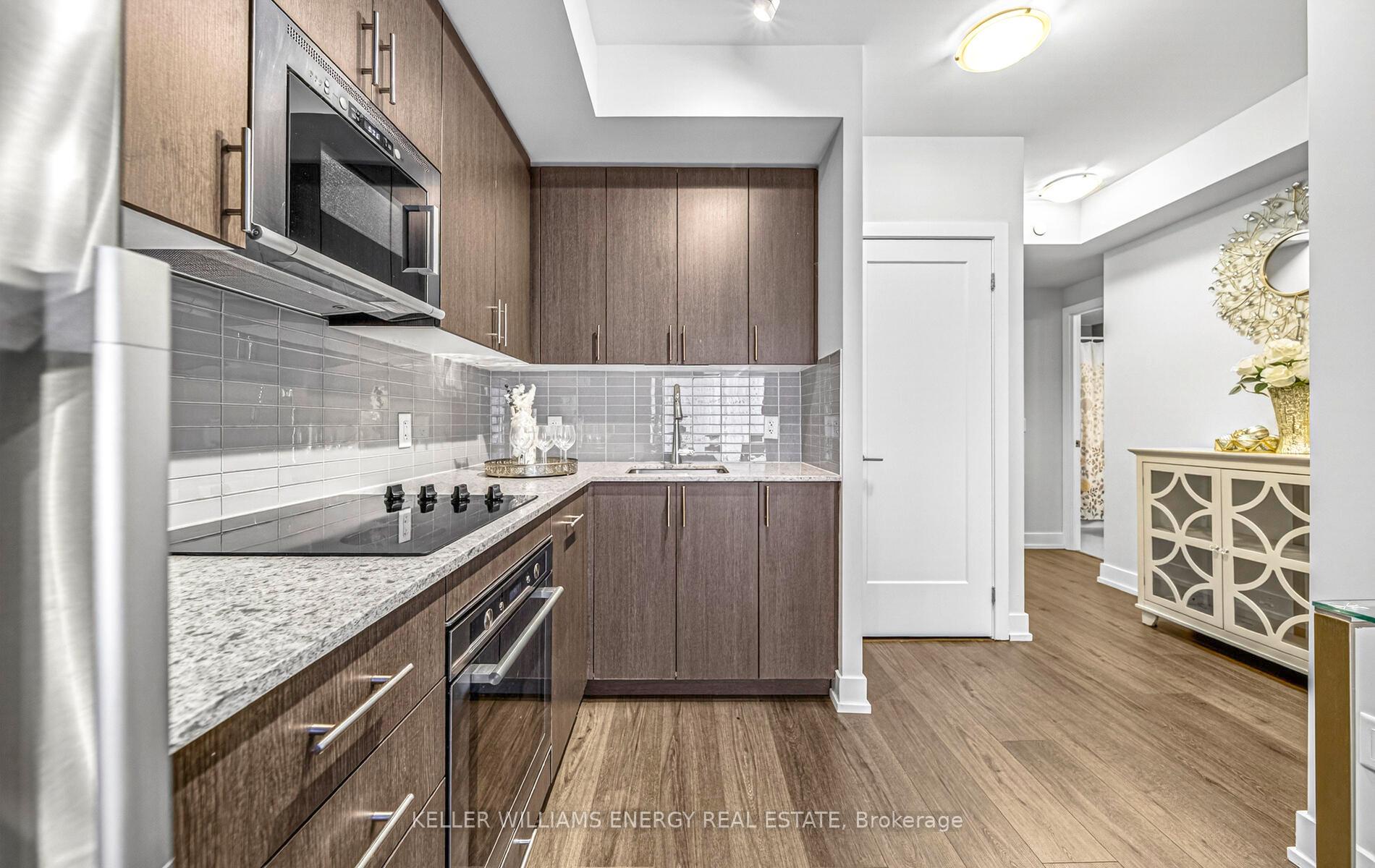 Photo 8 of Unit 405, 2550 Simcoe Street N, Oshawa, Windfields — HOMEH