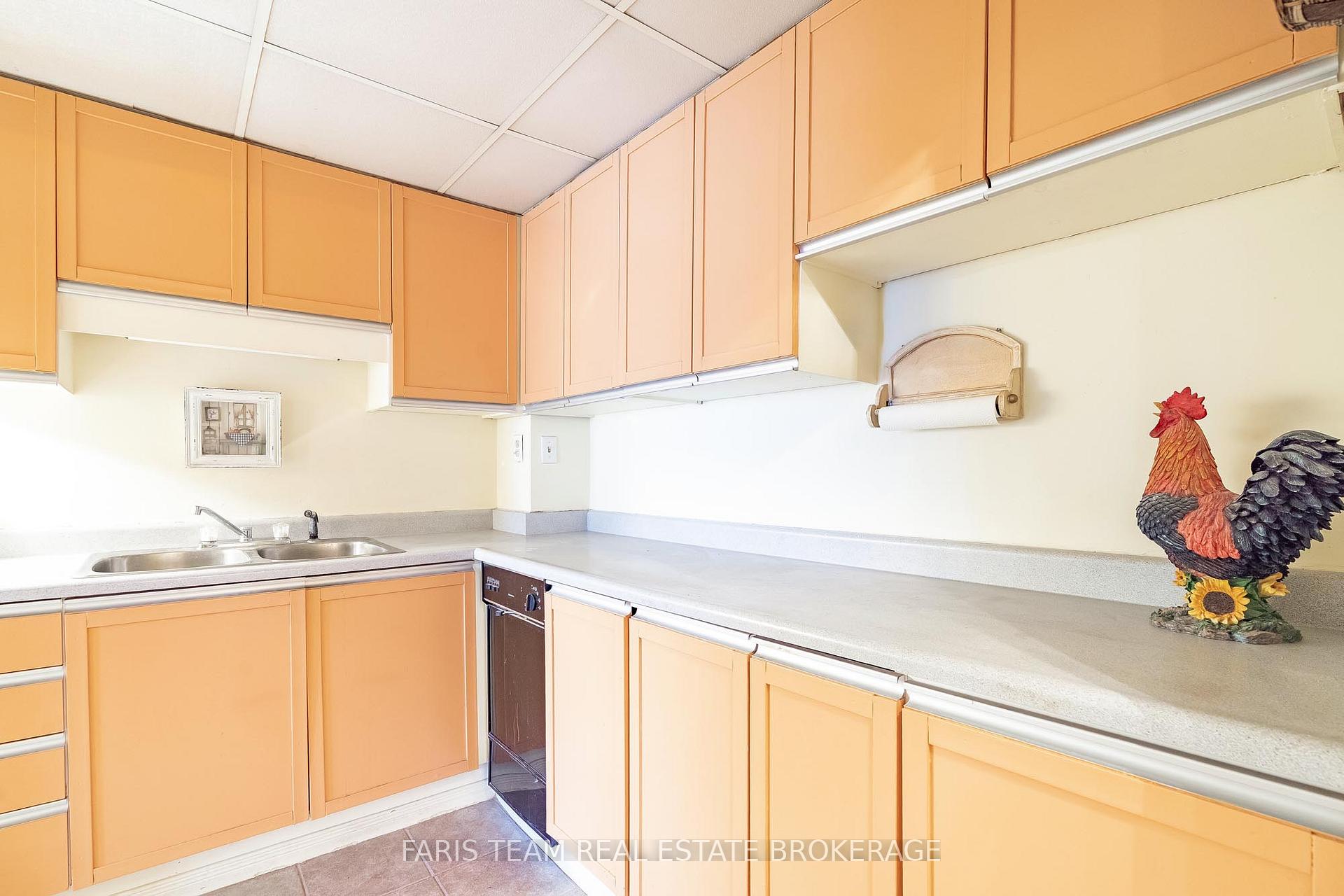 Photo 6 of Unit 48, 2 Albert Street, Barrie, North Shore — HOMEH