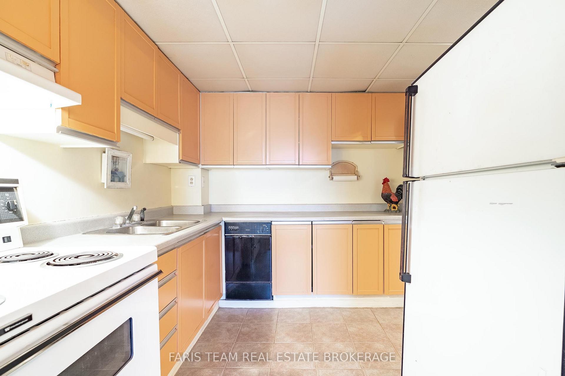 Photo 8 of Unit 48, 2 Albert Street, Barrie, North Shore — HOMEH