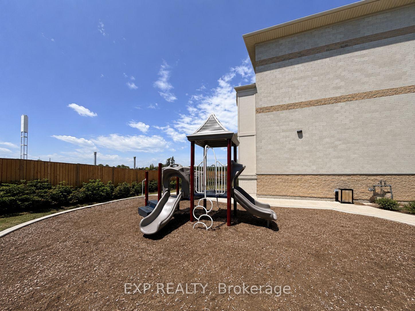 Photo 13 of Unit 2, 485 Beresford Path, Oshawa, Central — HOMEH